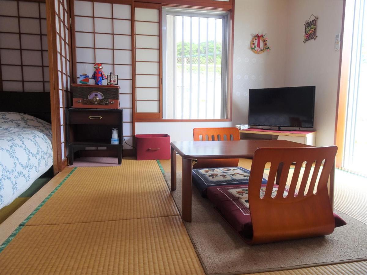 Hotel Minshuku Itoman Bettei Goyukkuri Exteriér fotografie